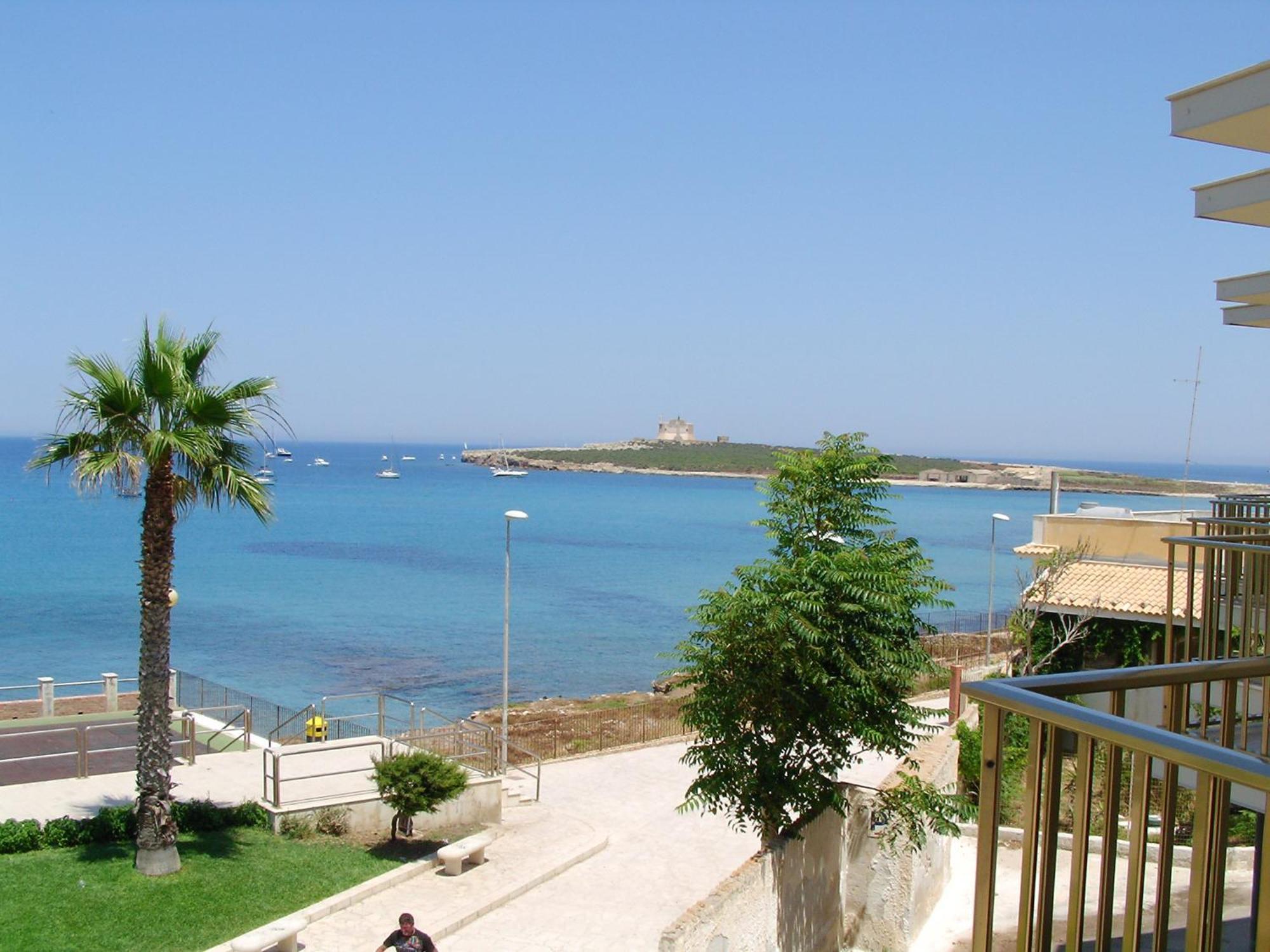 Hotel Vittorio Portopalo Di Capo Passero Экстерьер фото